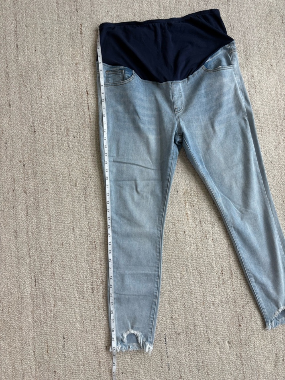 Maternity Jeans - Light Wash Over Belly Skinny Raw Hem Distressed Ankle XL - Picture 10 of 10